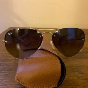 NWOT Ray-Ban Aviator Sunglasses